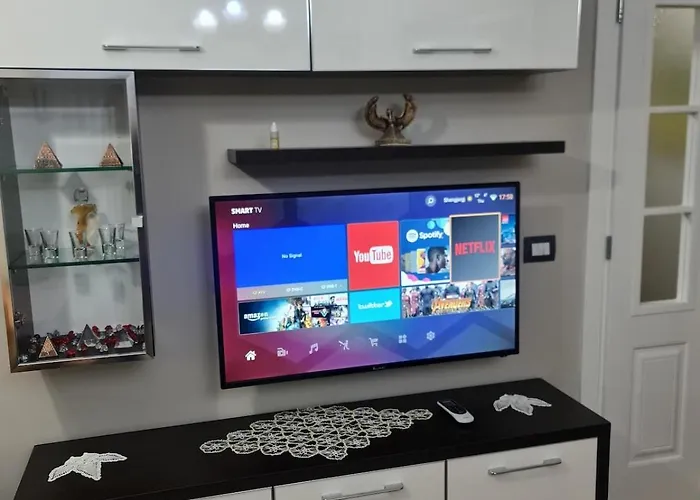Apartment Center