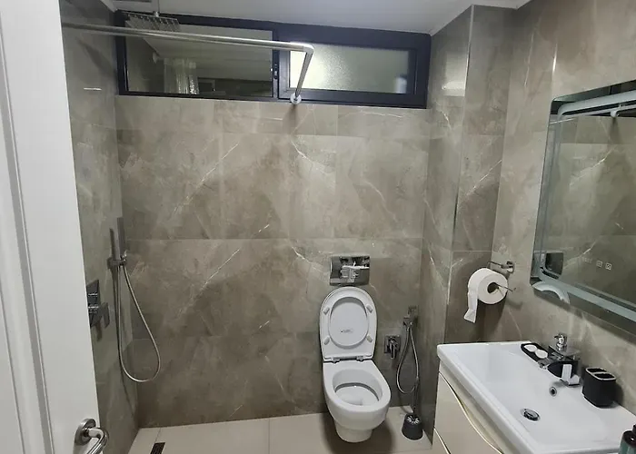 Center * Tirana