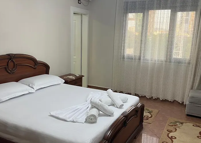 Center Apartment *