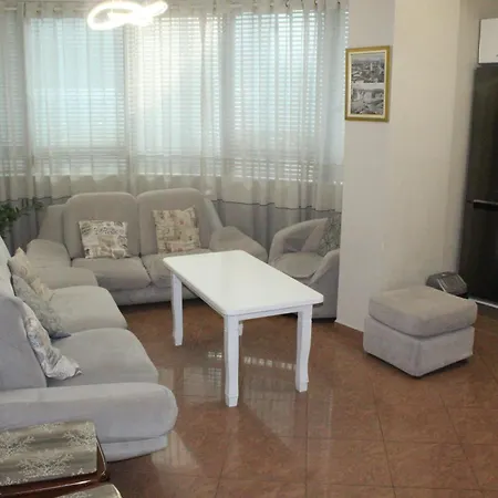 Daire Center Tiran